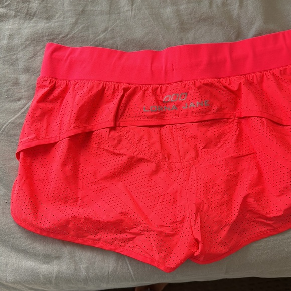 Lorna Jane bright pink/coral running shorts AU 8/10 - Picture 3 of 5